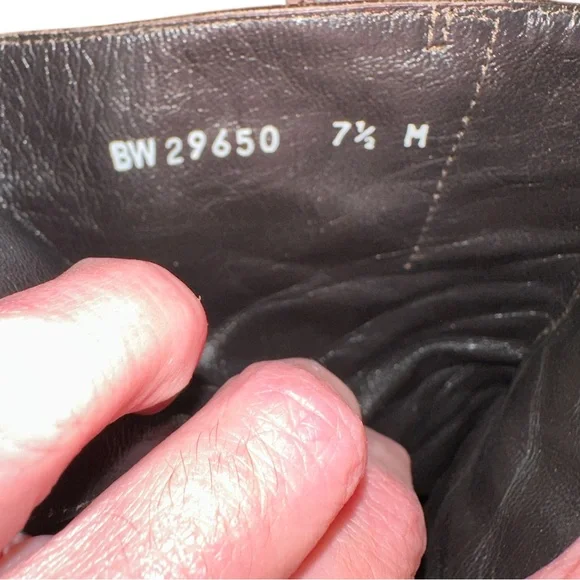 Stuart Weitzman Soft Brown Leather Ankle Boots square toe size 7.5 VGUC - Picture 10 of 10